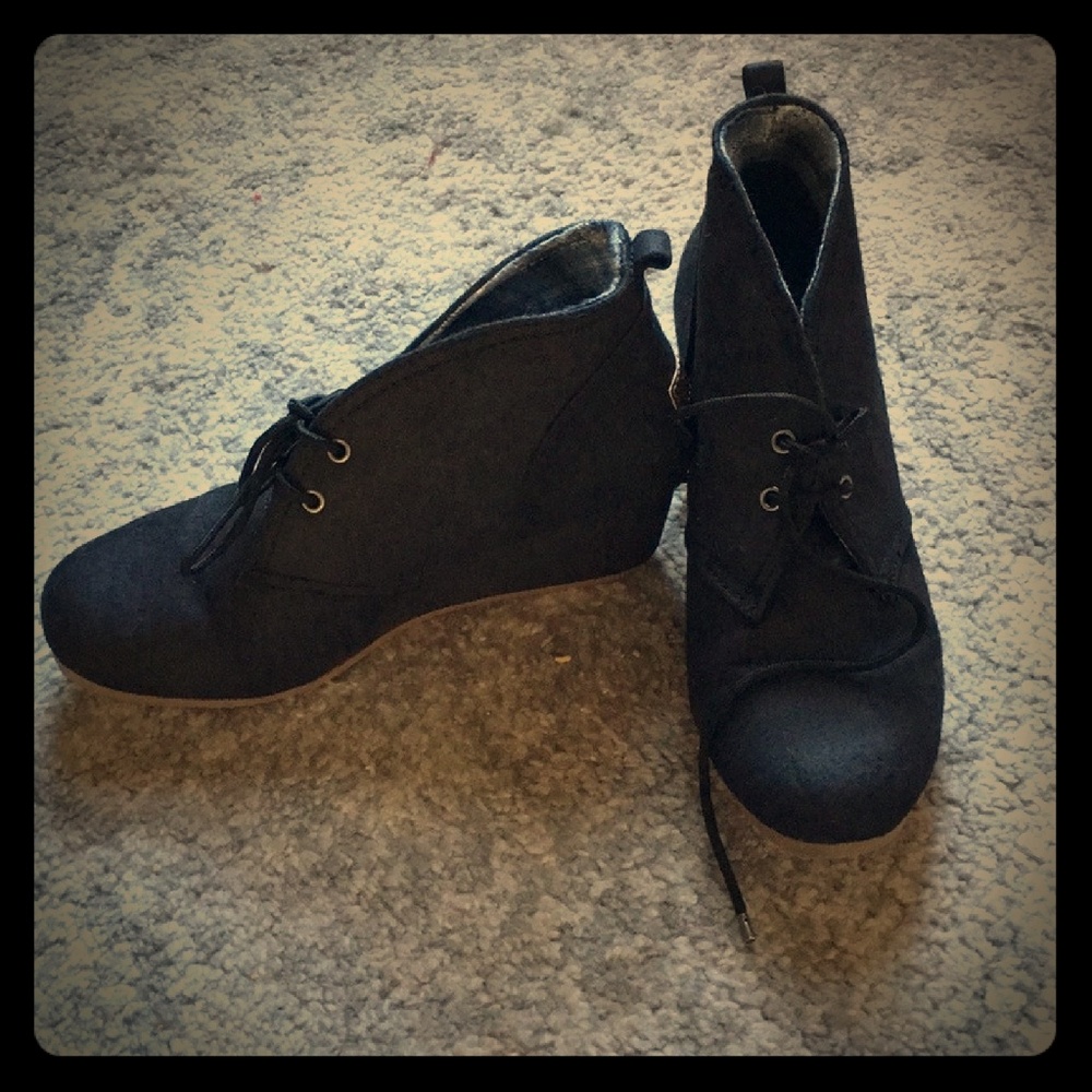 Black wedge booties